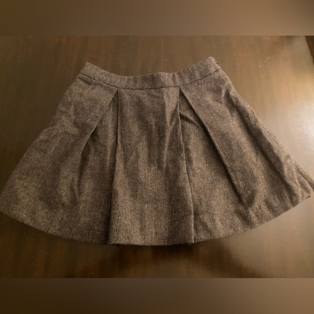 Jacadi size 8Y pleated brown skirt